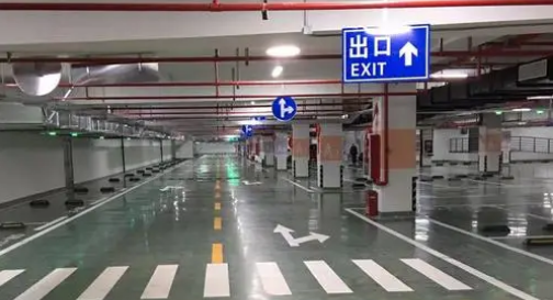 震動(dòng)標(biāo)線對(duì)車輛有損害嗎？一種用于提醒駕駛者注意安全的交通標(biāo)志