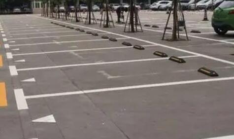 淮南有專業(yè)做車位畫線的嗎？飛揚(yáng)為您提供優(yōu)質(zhì)解決方案！